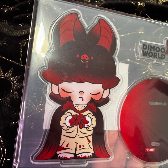 Pop Mart Dimoo “Embrace the Sun” Vampire Bat Acrylic Stand Figure Collectible - Picture 3 of 4